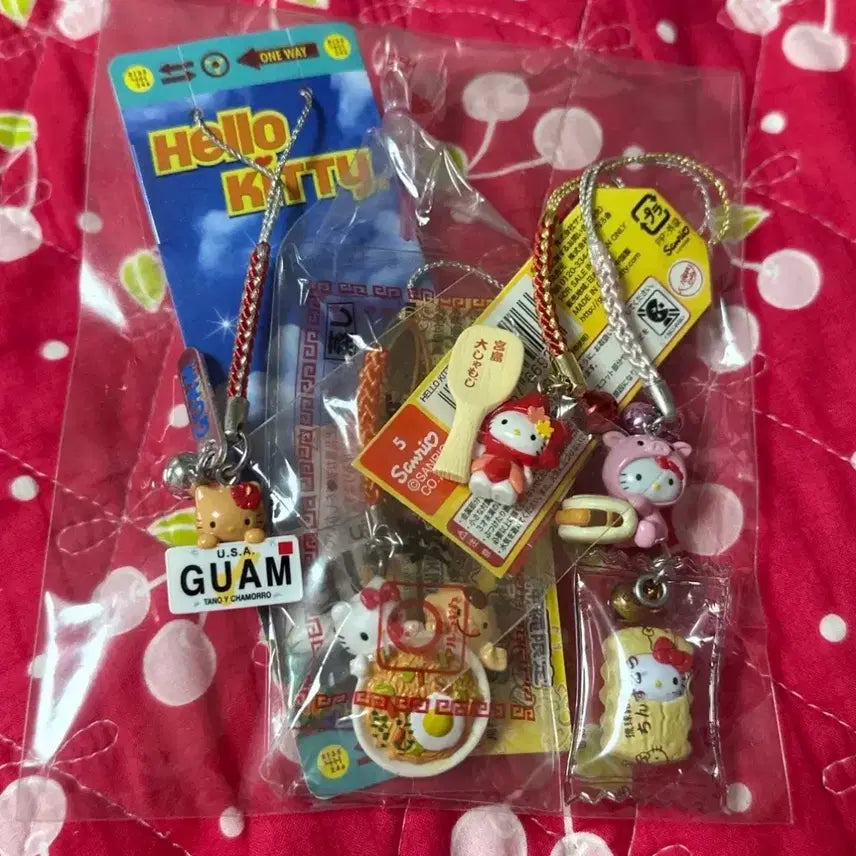 [BUNJANG] Vintage Hello Kitty Strap Bundle (5 pcs) / (오늘만)키티스트랩 일괄 고전키티 스트랩 일괄