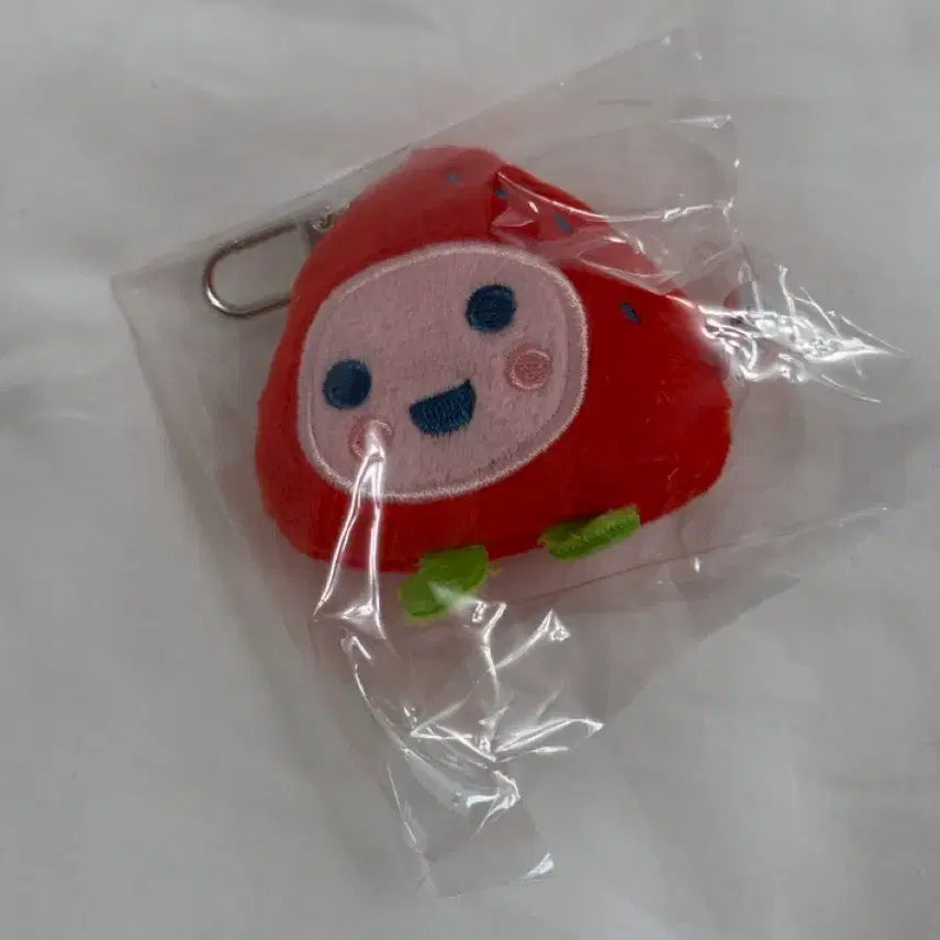 [BUNJANG] Tamagotchi Chibi Random Mascot Keyring - Ichigo / 다마고치 치비 랜덤 마스코트키링 - 이치고치
