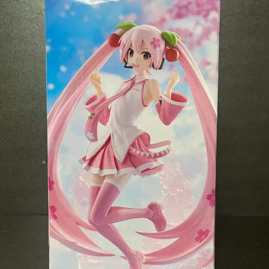 [BUNJANG] Hatsune Miku Sakura Miku Ver. 2 Figure / 미개봉 보컬로이드 하츠네미쿠 피규어 사쿠라 미쿠 피규어 벚꽃 미쿠