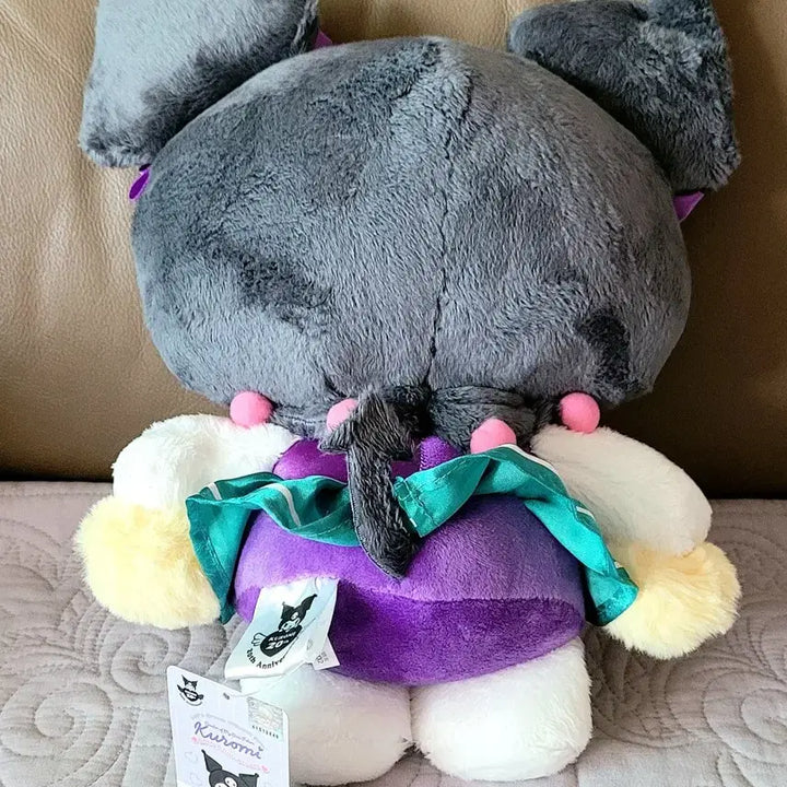 [BUNJANG] Sanrio Kuromi &amp; Hello Kitty 20th Anniversary Plush Set / 산리오 정품 20주년기념 쿠로미+황금골드바 키티인형(새상품)
