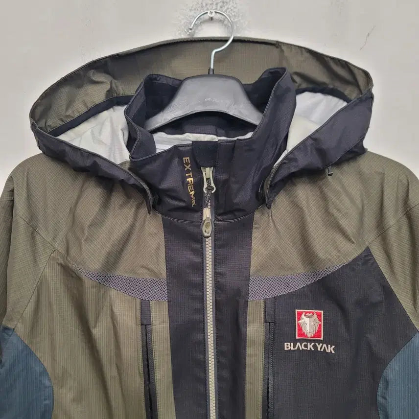[BUNJANG] Black Yak GORE-TEX Windbreaker Jacket / [100/L] 블랙야크 고어텍스 바람막이 등산복 자켓