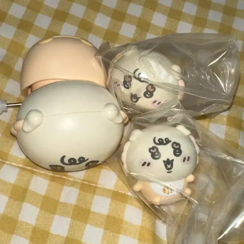 [BUNJANG] Chikawa Spring-Wound Snail Figure Soft Vinyl / 베이비 치이카와 태엽 엉금엉금 피규어 소프비 시사