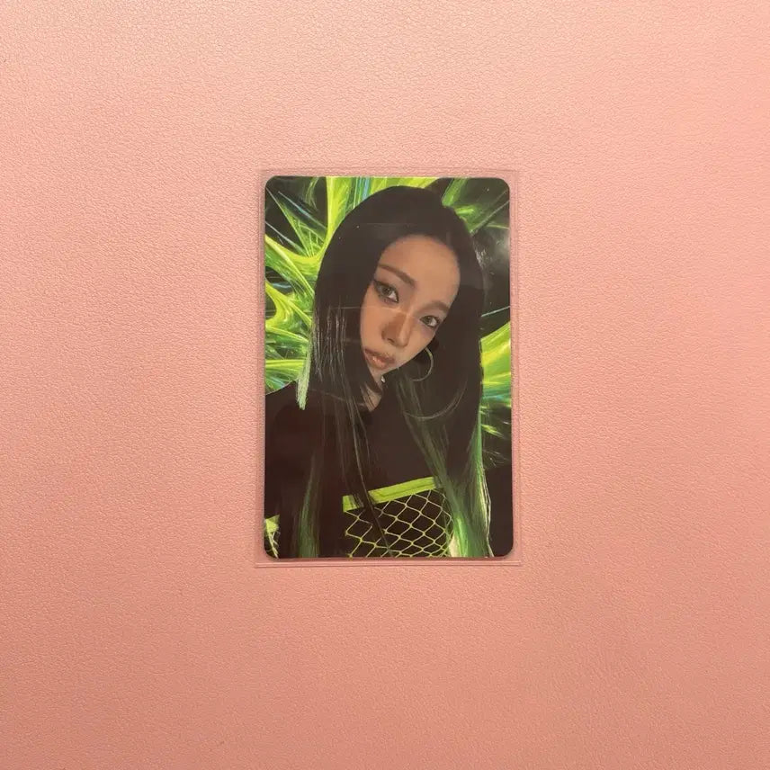 [BUNJANG] Aespa Lemonade Japan Limited Mutant Album Karina Photocard / 에스파 레몬에이드 일본 한정 뮤턴트 앨범 카리나 포카