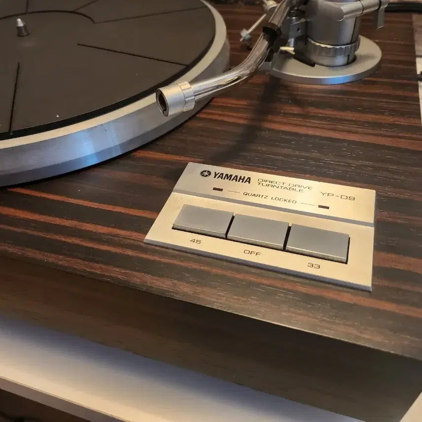 [BUNJANG] Yamaha YP-D9 Quartz Lock Direct Drive Turntable / 야마하 Yamaha YP-D9 대장급 쿼츠락 다이렉트 드라이브 턴테이블