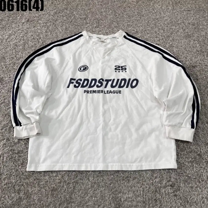 [BUNJANG] Vintage White Sweatshirt (0616) / [150] 화이트 맨투맨 (빈티지 0616)