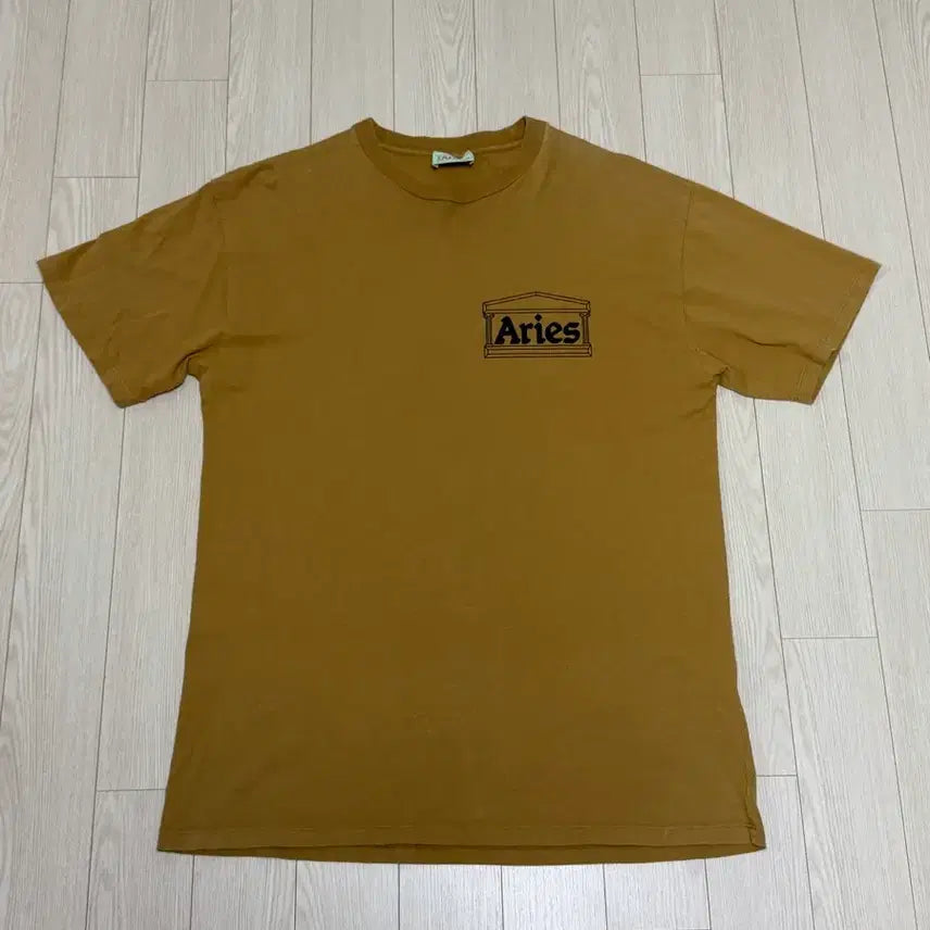 [SOLD OUT] ARIES 애리즈 반팔티 XL