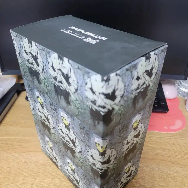[BUNJANG] Bearbrick Riot Cop 400% &amp; 100% Set / 베어브릭 riot cop 400% &amp; 100% 세트