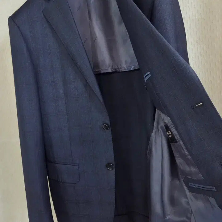 [BUNJANG] Galaxy Navy Check Wool Suit Jacket and Pants Set / 갤럭시 수젤로 정장 체크 네이비 97