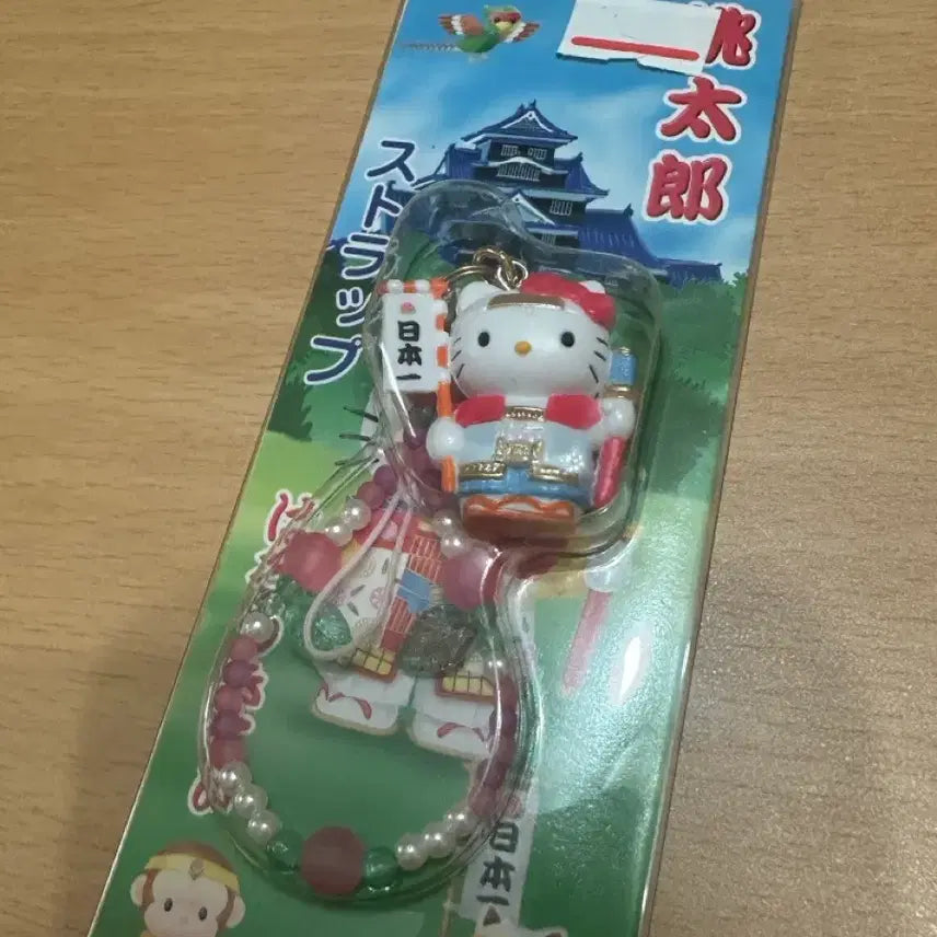 [BUNJANG] Hello Kitty Momotaro Okayama Limited Edition Beaded Strap / 헬로키티 스트랩 오카야마 한정 모모타로