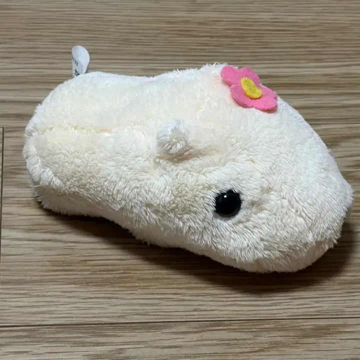 [BUNJANG] Capybara with Flower Accessory / 카피바라상