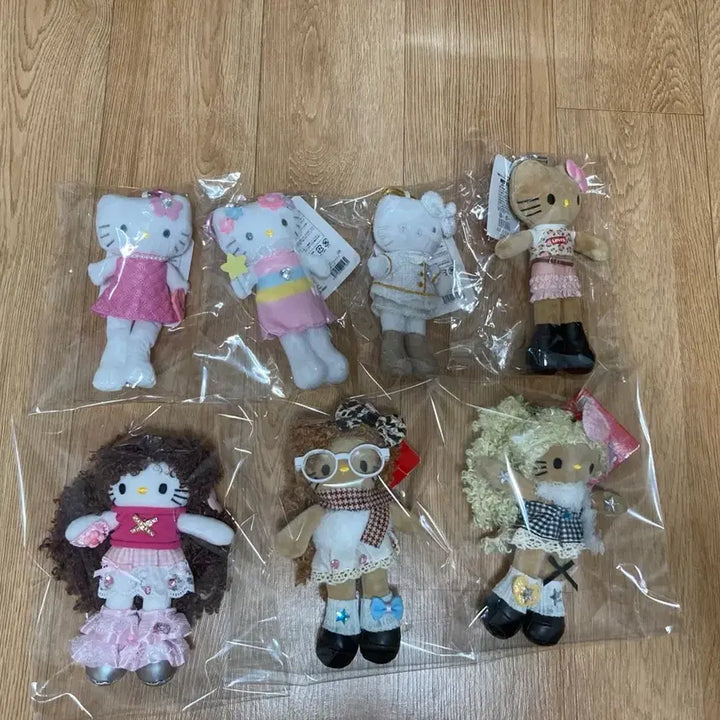 [BUNJANG] Sanrio Hello Kitty Long-Legged Plush Keychain / (일괄) 롱다리 키티 인형 키링