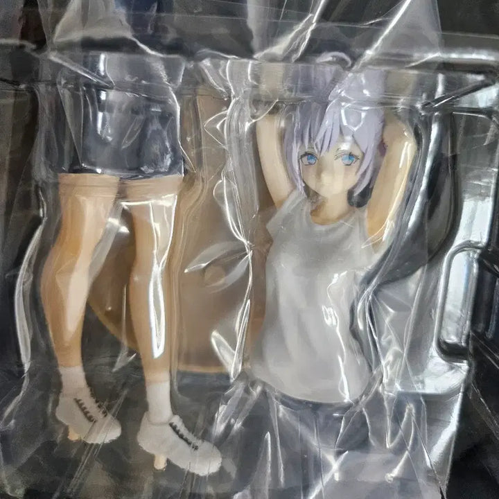 [BUNJANG] Aria Tracksuit Figure / 아랴 체육복 피규어