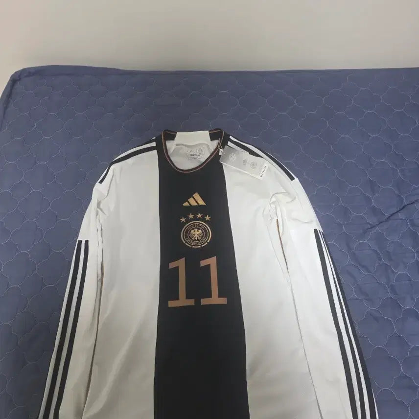 [BUNJANG] Adidas 2022-24 Germany National Team Reus Long Sleeve Replica Jersey / 22-24  독일 국대 로이스 유니폼 긴팔 판매 (95S/택)