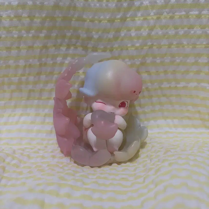 [BUNJANG] POP MART DIMOO Natural Series Whispering Clouds Figure / 팝마트 디무) 자연의 흐름 시리즈 _ 구름의 속삭임 피규어