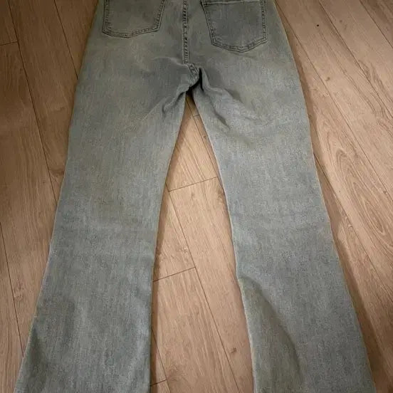 [BUNJANG] Bootcut Jeans / 부츠컷 청바지