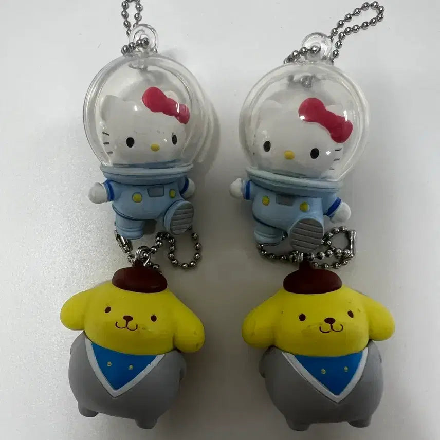 [BUNJANG] Sanrio Pompompurin &amp; Hello Kitty Space Suit Gacha Bundle Set / 산리오 우주복 헬로키티 폼폼푸린 가챠 일괄
