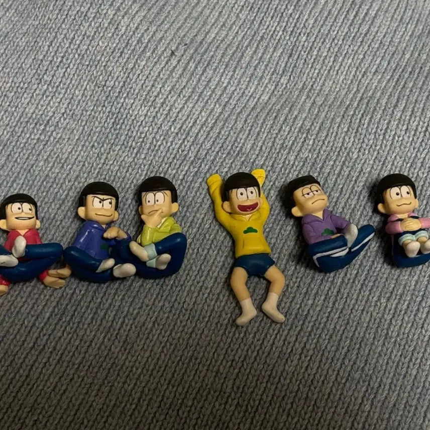 [BUNJANG] Osomatsu-san Figure Set / 오소마츠상 피규어 판매