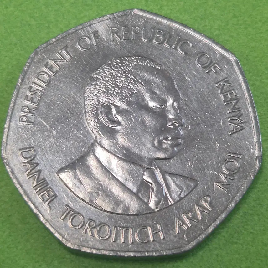 [BUNJANG] 1985 Kenya 5 Shillings Coin / 1985 케냐 5실링 동전 M3643