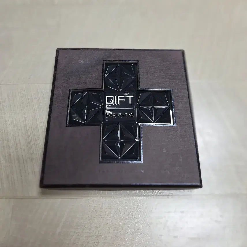 [BUNJANG] Park Hyo Shin GIFT 1 CD / 박효신 GIFT 1 CD