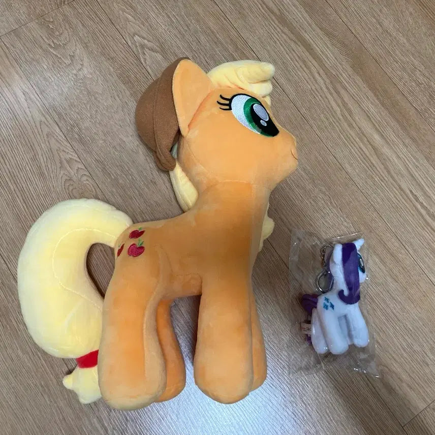 [BUNJANG] My Little Pony Applejack Plush (+ Rarity Keychain) / 마이리틀 포니 인형 애플잭 (+덤 레리티 키링)