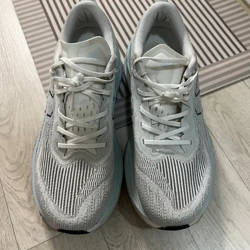[BUNJANG] Asics Superblast 2 White Cool Grey / (270) 아식스 슈퍼블라스트2 화이트 쿨 그레이