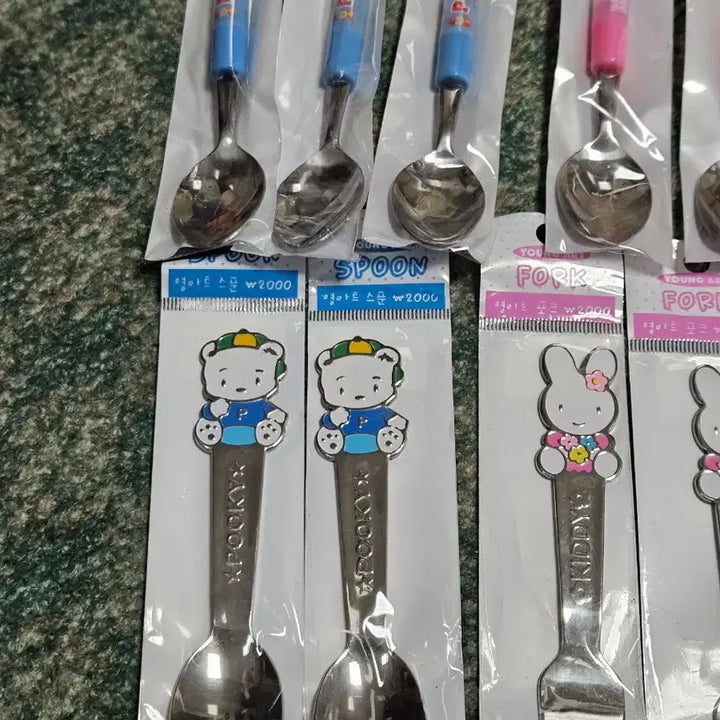 [BUNJANG] Yeongart Pooky &amp; Kiddy Character Spoon &amp; Fork Set - Vintage Stationery / 영아트 푸키, 키디 캐릭터 수저 스푼 포크 고전문구 고전