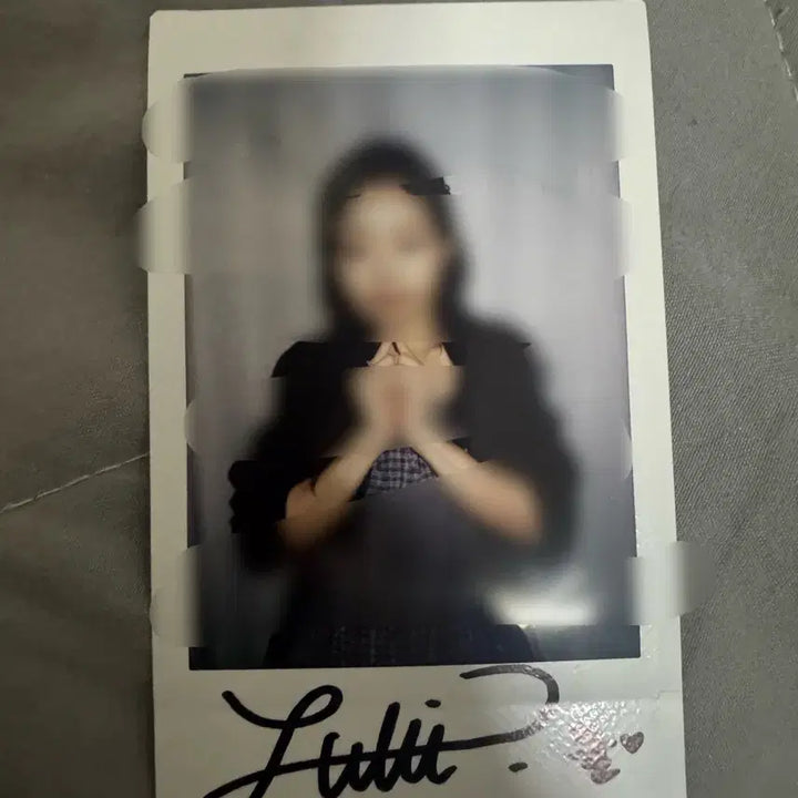 [BUNJANG] Kiss Of Life Julie Polaroid / 키스오브라이프 쥴리 폴라로이드