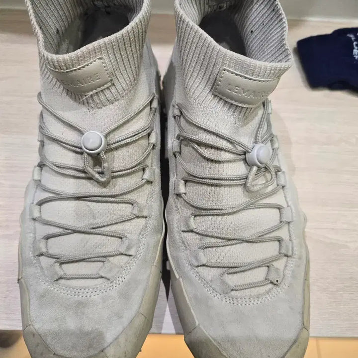 [BUNJANG] Lemaire Vibram Wrap-On Sneakers / 르메르 비브람 랩온 스니커즈 42