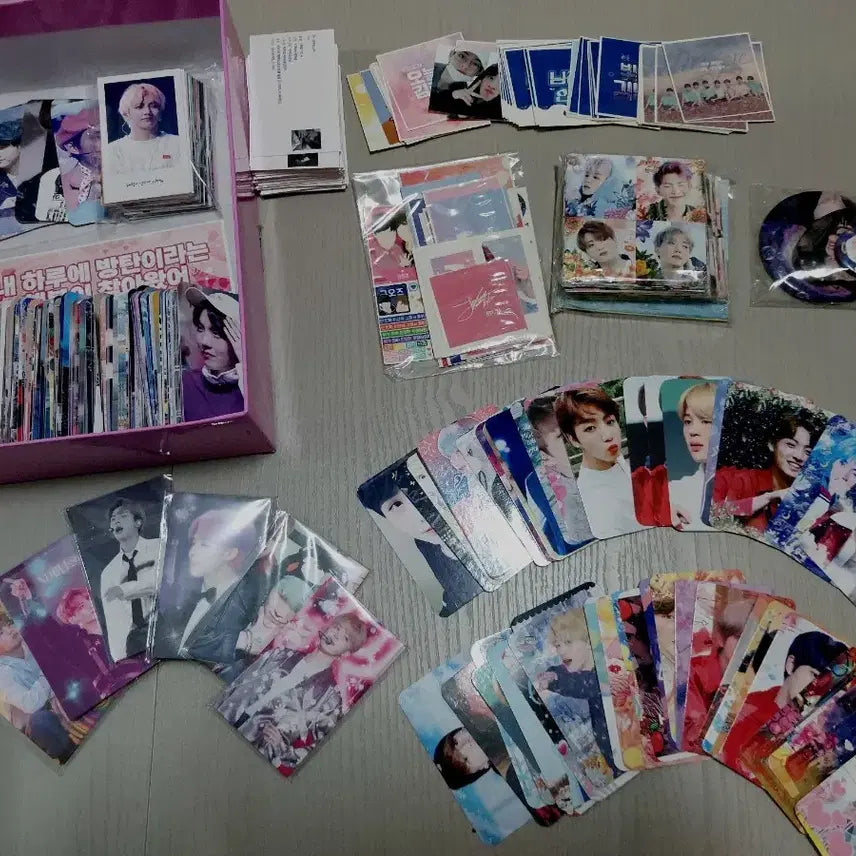 [BUNJANG] BTS Unofficial Merchandise Photocard &amp; Goods Bundle / 방탄 비공식 굿즈
