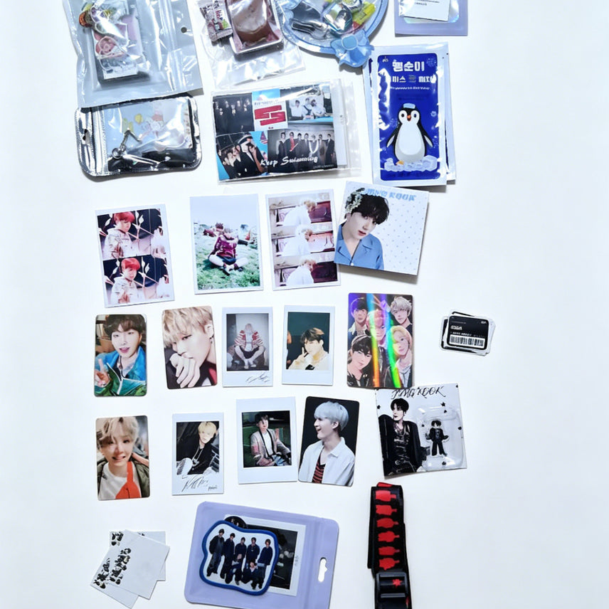 [BUNJANG] BTS Busan Arirang Concert Gift Full Set (Sealed) / 방탄 BTS 부산 콘서트 기프트 풀세트 612 미개봉 포카포함 + 증정품
