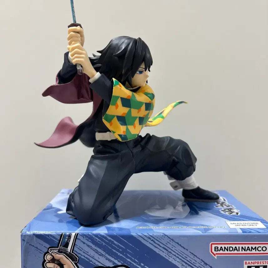 [BUNJANG] Demon Slayer Giyu Tomioka Vibration Figure / 귀멸의 칼날 토미오카 기유 바이브레이션
