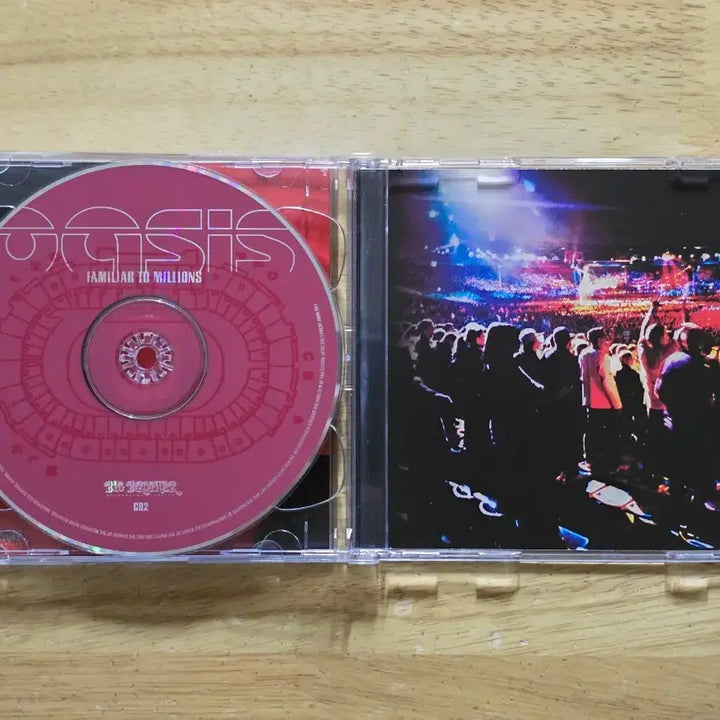 [BUNJANG] Oasis Familiar To Millions (First Press) CD Album / CD 음반 oasis 오아시스 Familiar To Millions 초판