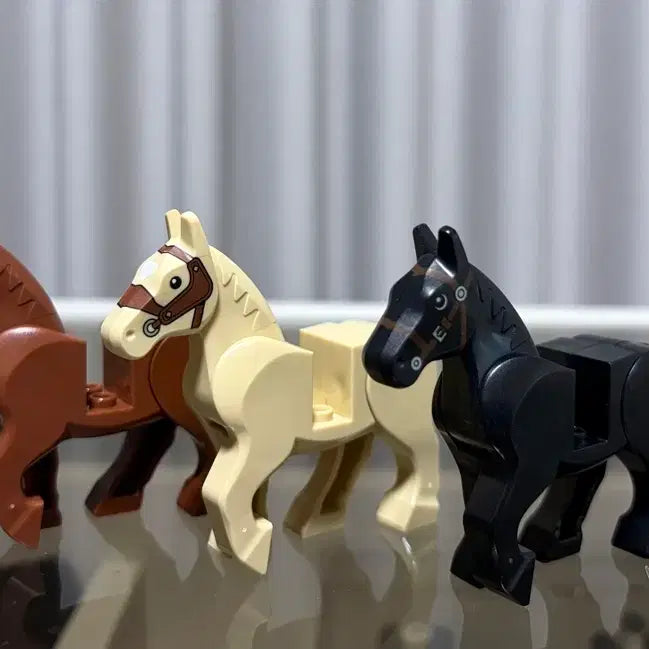 [BUNJANG] Lego Castle Horses (Black, Brown, Tan) Set / 레고 캐슬 말 흑마 갈색말 탄색 말 검정색 말