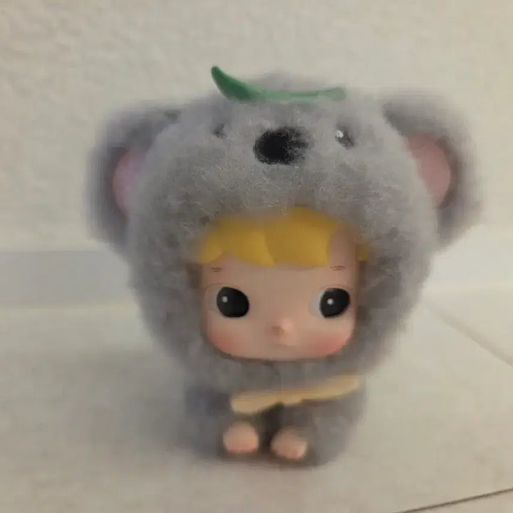 [BUNJANG] Pop Mart Hachipupu Snuggle With You Figure / <50%이상 할인/새상품> 하치푸푸 스너글 위드 유 피규어