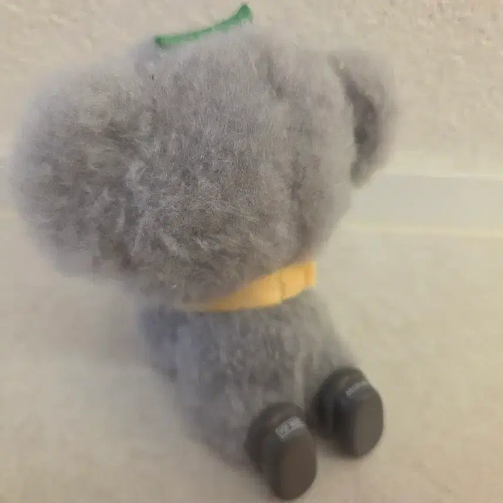 [BUNJANG] Pop Mart Hachipupu Snuggle With You Figure / <50%이상 할인/새상품> 하치푸푸 스너글 위드 유 피규어