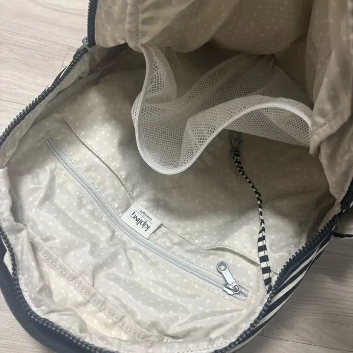 [BUNJANG] Kipling Vintage Stripe Backpack / 키플링 빈티지 스트라이프 백팩