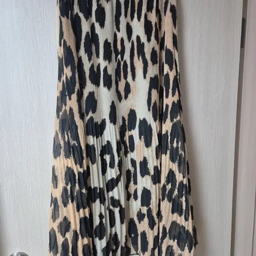 [BUNJANG] GANNI Leopard Pleats Long Skirt / (정품) 가니 레호파드 플리츠 스커트 롱스커트 호피 GANNI  34