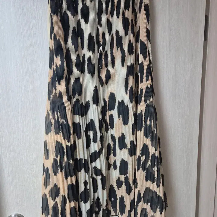 [BUNJANG] GANNI Leopard Pleats Long Skirt / (정품) 가니 레호파드 플리츠 스커트 롱스커트 호피 GANNI  34