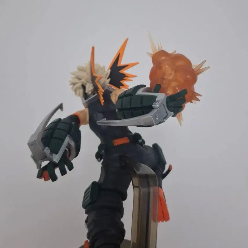 [BUNJANG] Katsuki Bakugo Figure / 급급처) 바쿠고 피규어
