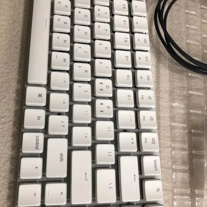 [BUNJANG] Keychron K3 Non-Backlight Bluetooth Mechanical Keyboard Blue Switch / 키크론 K3 논백라이트 블루투스 기계식 키보드 청축