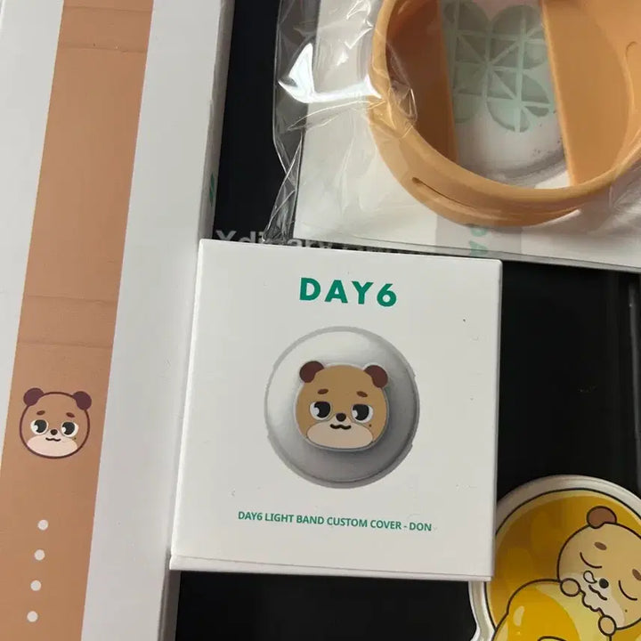 [BUNJANG] DAY6 Lightstick Custom Cover DON + Daejeon Magnet Bundle Set / DAY6 라이트밴드 커스텀 커버 DON + 대전 마그넷