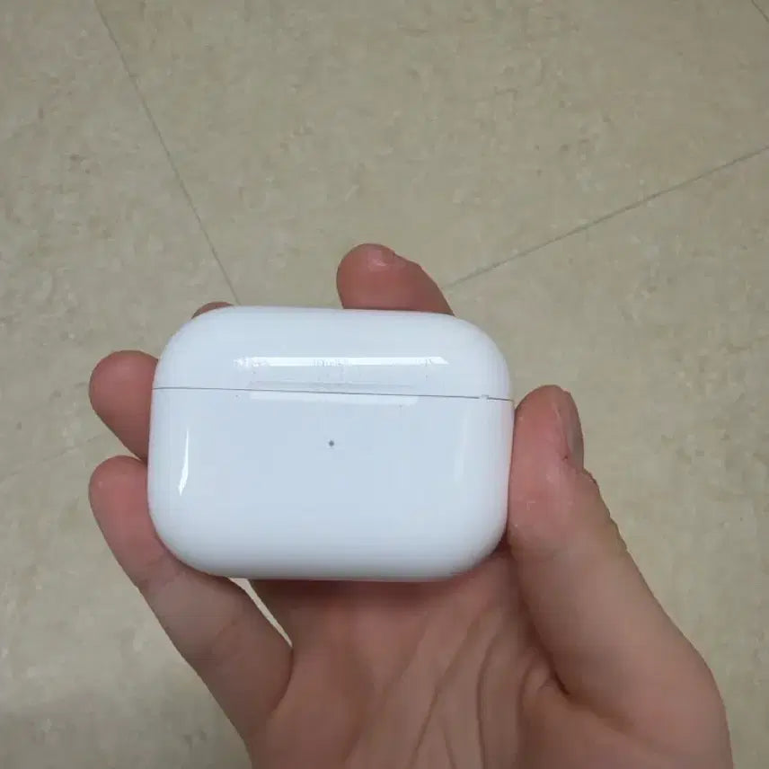 [BUNJANG] Apple AirPods Pro 2nd Generation USB-C / 에어팟 프로 2 판매합니다