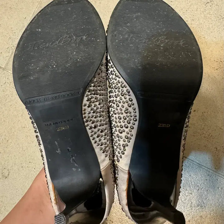 [BUNJANG] Trend Book Embellished Heels / 트렌드북 구두