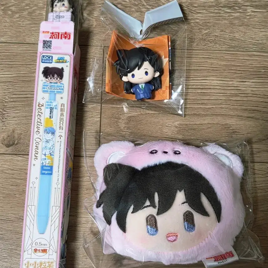 [BUNJANG] Detective Conan Ran Mori Pop Mart Magnet Figure, Plushie Keychain, and Pen Set / 명탐정코난 모리 란 팝마트 마그넷 피규어 / 곰 누이 키링 / 볼펜 일괄