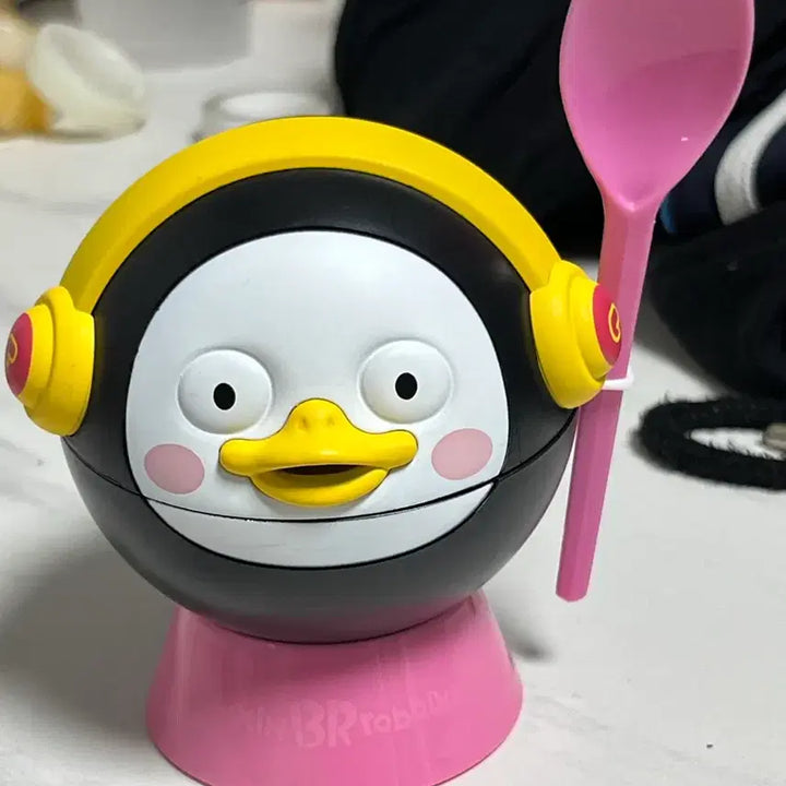[BUNJANG] Baskin Robbins Pengsoo Figure / 배스킨라빈스 펭수