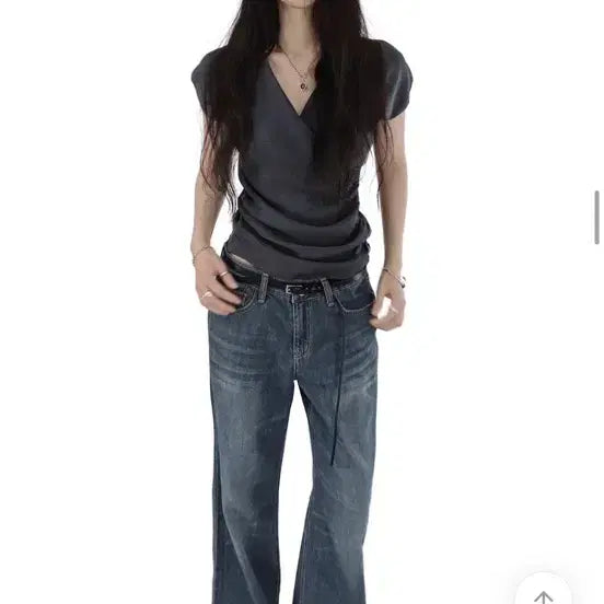 [SOLD OUT] 시크윈 탑 무드 브이넥 드레이프 반팔 랩니트