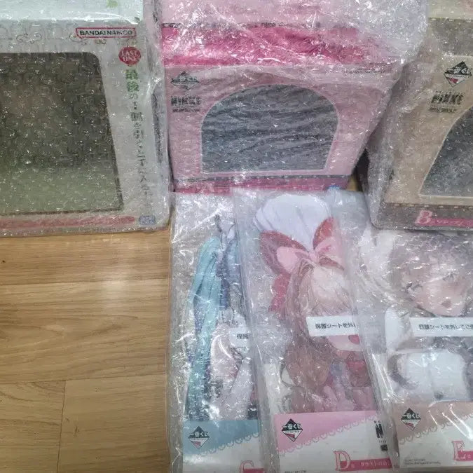 [BUNJANG] N Choice Ichiban Kuji Chapter 7 Lawen Figures Bundle Set / 니케 제일복권 챕터7 ABCDE라원 일괄로팝니다