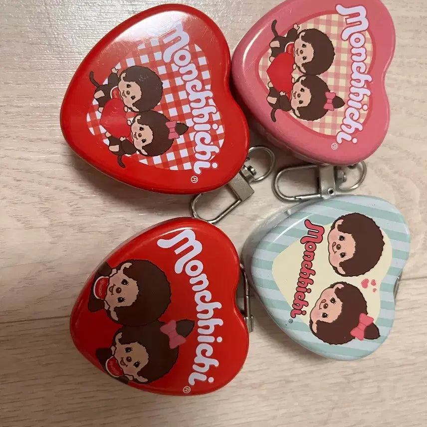 [BUNJANG] Mongchichi Heart Tin Case Set (4 Types) / 몽치치 하트 틴케이스 4종 세트