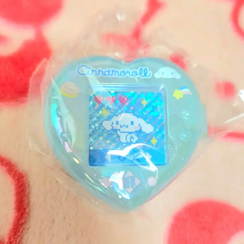 [BUNJANG] Sanrio Cinnamoroll Heisei Game Console Heart Case Keyring / 산리오 헤이세이 시나모롤 게임기 하트 케이스 키링 판매