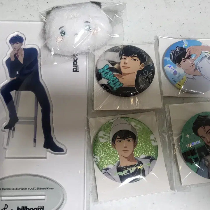 [BUNJANG] PLAVE Hamin Acrylic Can Badge Bundle Set / 플레이브 아크릴 캔뱃지 하민 일괄